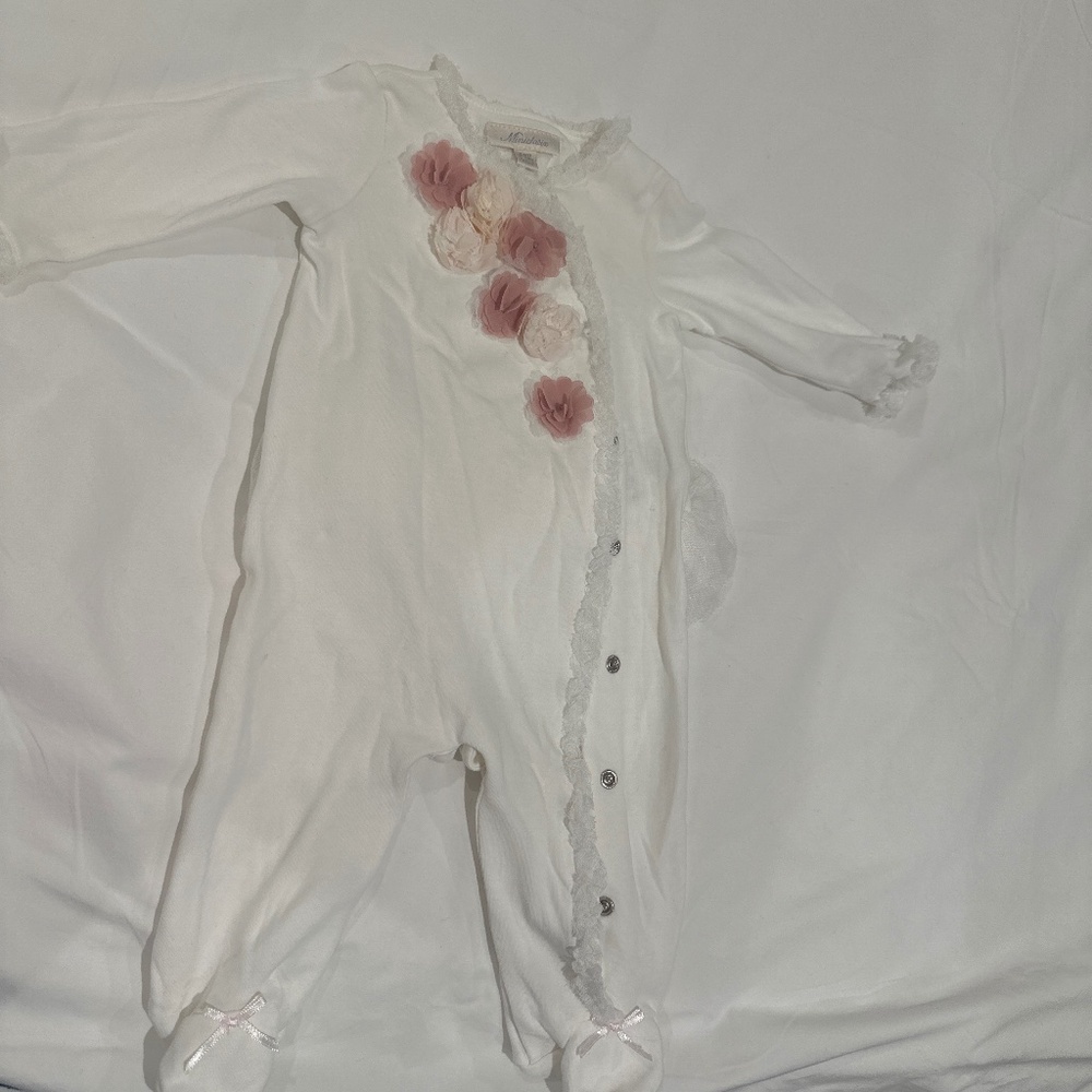 Miniclasix baby girls’ floral onesie